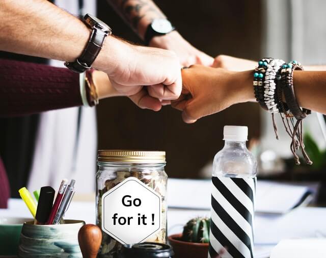 Hands in for free things to do on a no spend weekend.