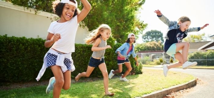 40 Cheap Summer Activities For Kids That Won't Break The Bank