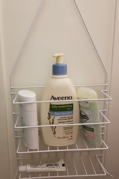 Add mores space to any room with this neat storage rack idea. Add this storage rack to the inside of your bathroom closet for more space.