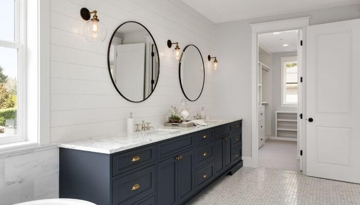 https://livinglowkey.com/wp-content/uploads/2020/01/organizing-bathroom.jpg