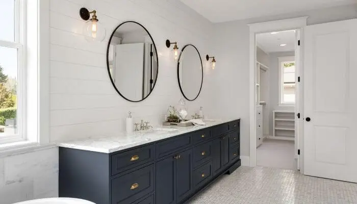 https://livinglowkey.com/wp-content/uploads/2020/01/organizing-bathroom.jpg.webp