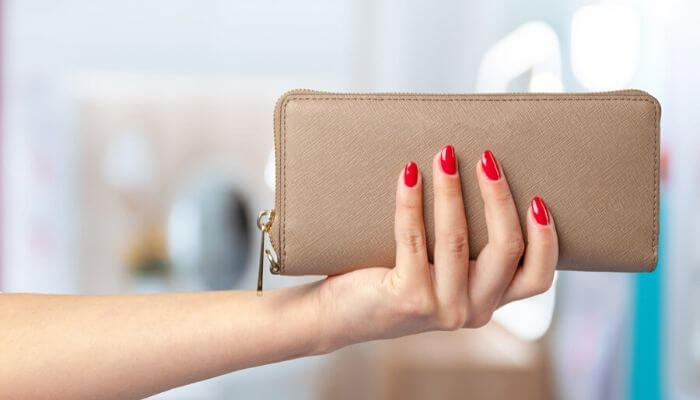 17 Of The Best Cash Envelope Wallets For Budgeting Your Money