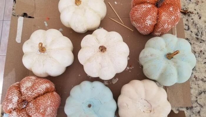 paint dollar tree pumpkins